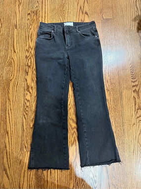 Free People Washed Black Cropped Kick Flare Jeans Raw Hem Size 27R
